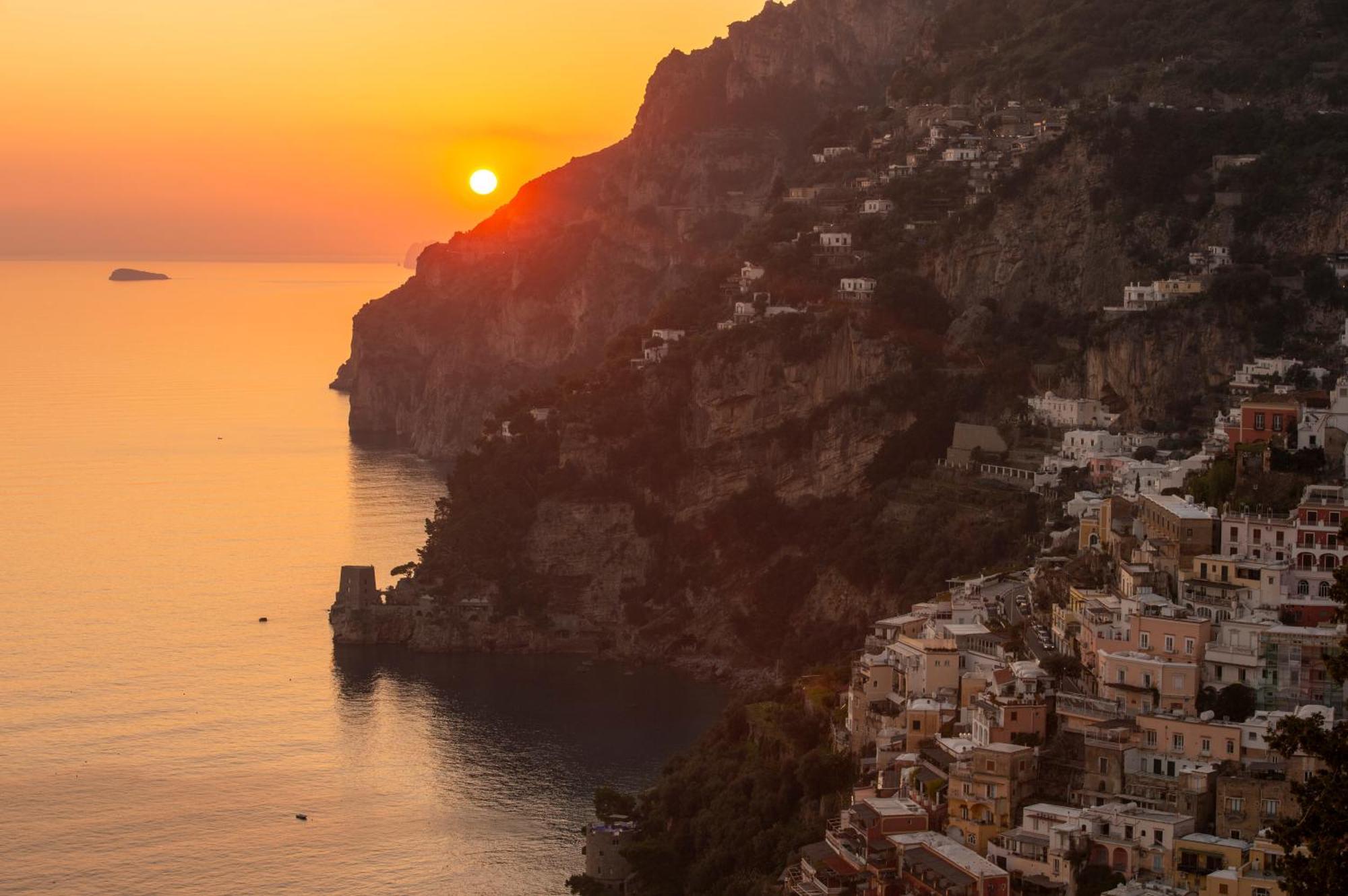 Aria Di Mare,Near Elevator, Few Steps, Parking, Garden Appartement Positano Buitenkant foto