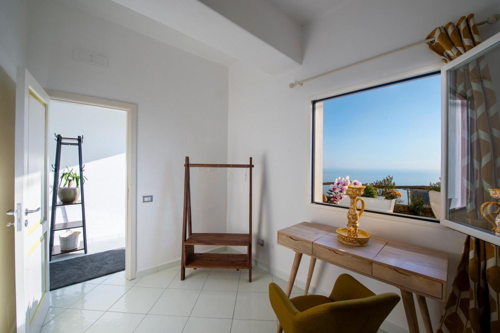 Aria Di Mare,Near Elevator, Few Steps, Parking, Garden Appartement Positano Buitenkant foto